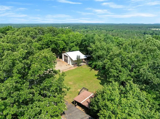Photo 6 — 555 Skipjack Road, Eagletown, OK 74734