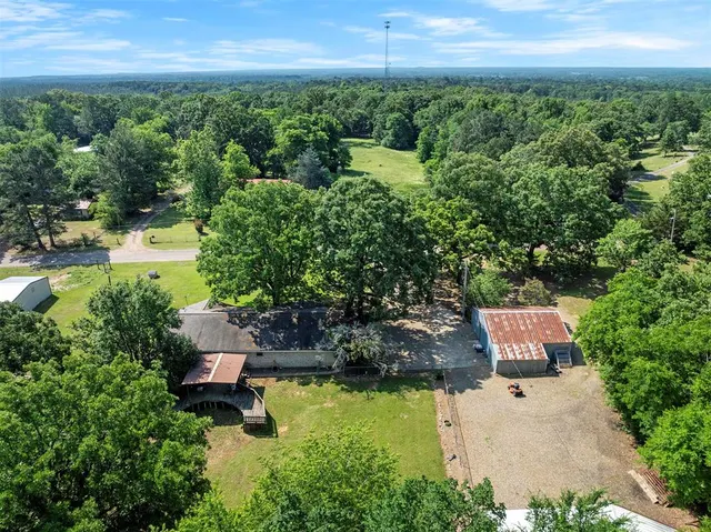 Photo 7 — 555 Skipjack Road, Eagletown, OK 74734