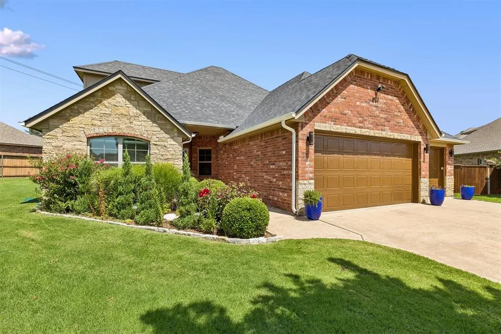 Photo 2 — 8421 NW 126th Street, Oklahoma City, OK 73142