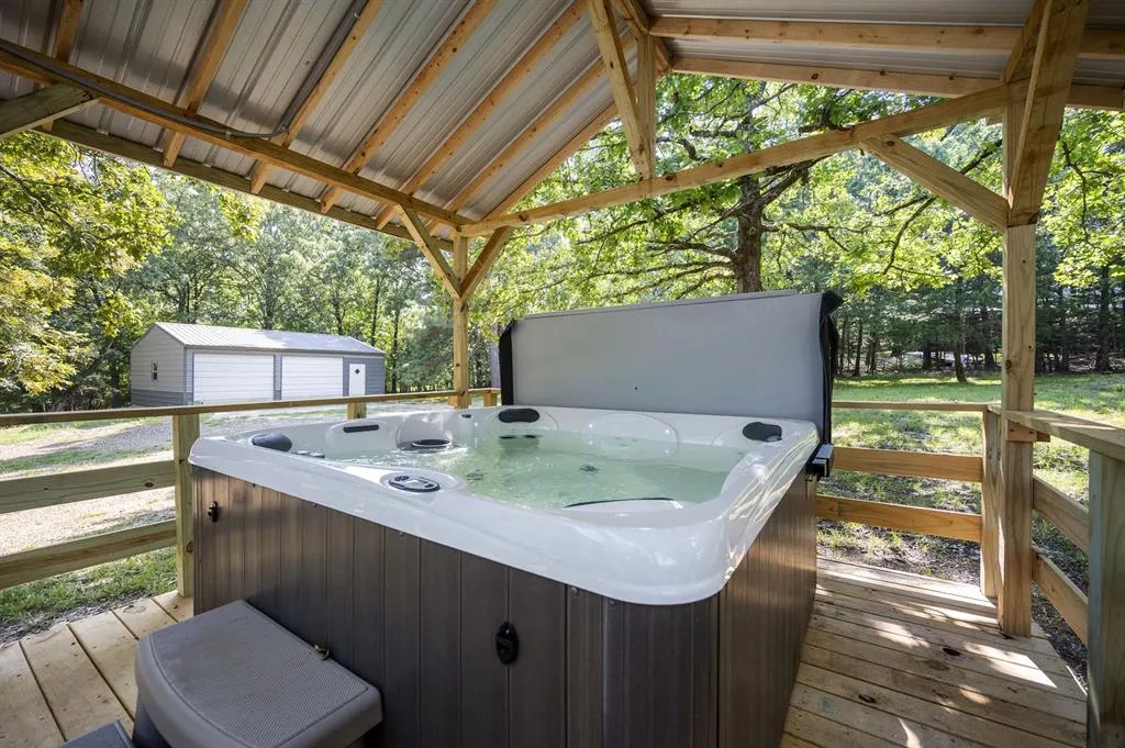 Photo 5 — 129 Halibut Cove Lane, Broken Bow, OK 74728
