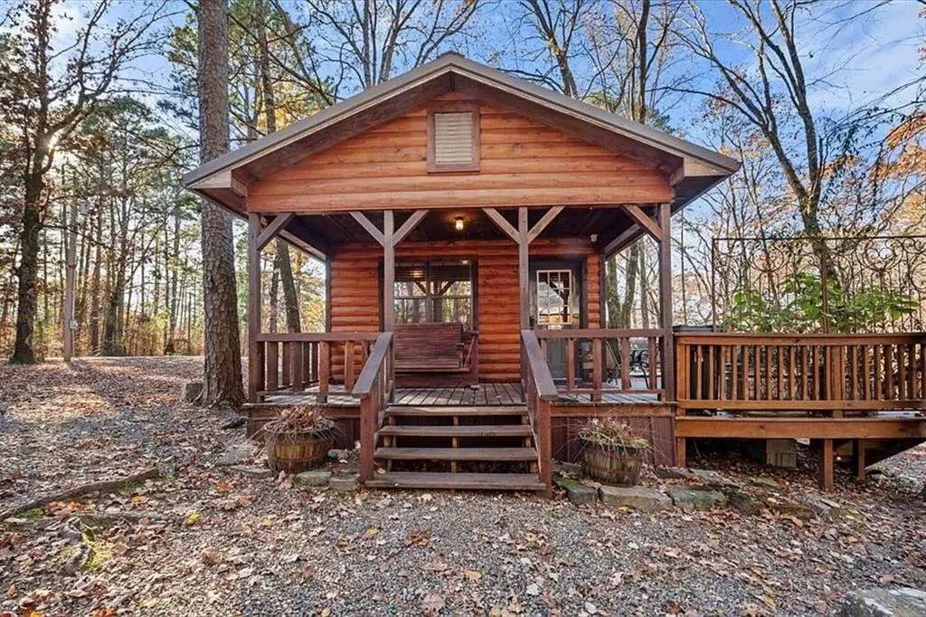 Front exterior — 211 Marlin Drive, Broken Bow, OK 74728