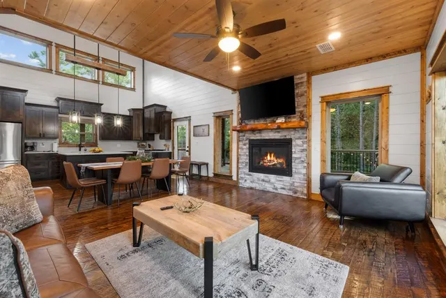 Photo 2 — 7 Alder Place, Broken Bow, OK 74728