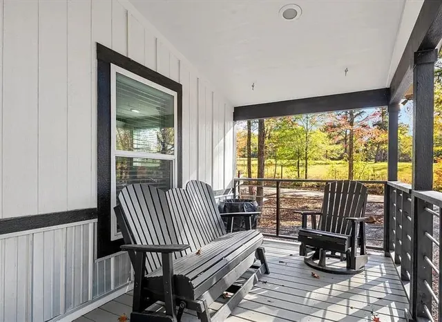 Photo 4 — 2914 Sweet Home Road, Broken Bow, OK 74728