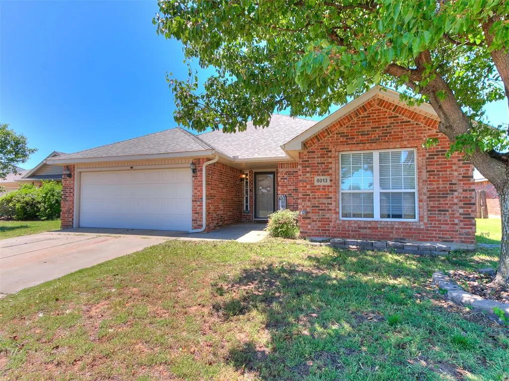 Photo 2 — 8013 Chumley Lane, Oklahoma City, OK 73135