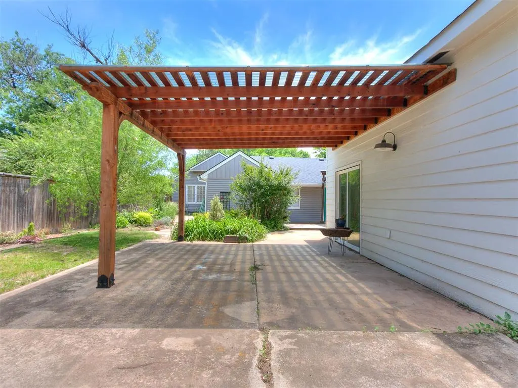 Photo 40 — 405 Nebraska Street, Norman, OK 73069