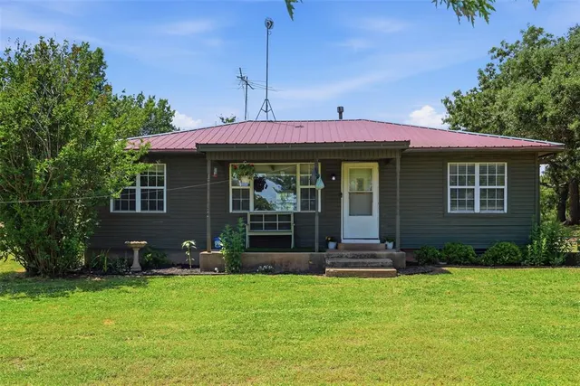 Front exterior — 21502 Coker Road, Tecumseh, OK 74873