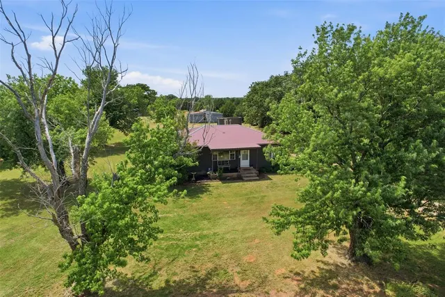 Photo 6 — 21502 Coker Road, Tecumseh, OK 74873