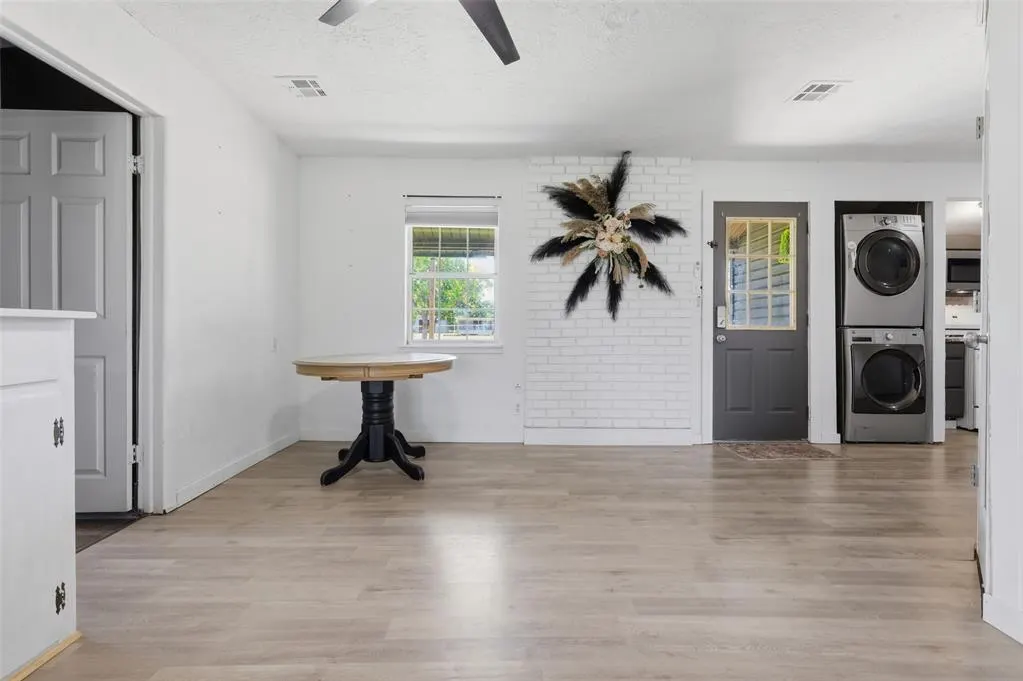 Photo 9 — 21502 Coker Road, Tecumseh, OK 74873
