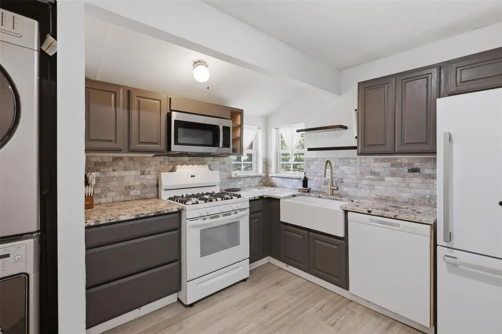 Photo 11 — 21502 Coker Road, Tecumseh, OK 74873