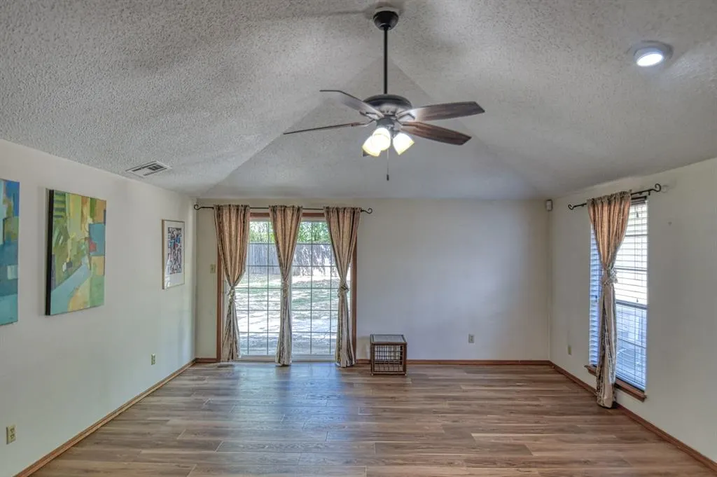 Photo 7 — 1501 Glencliff Drive, Norman, OK 73071