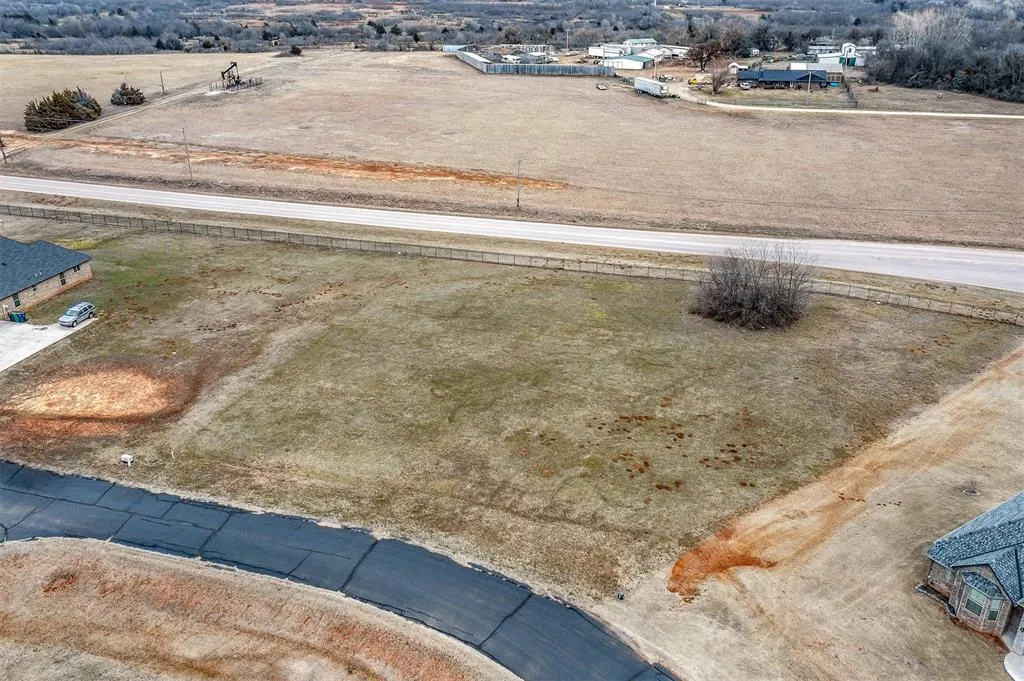 Photo 3 — 5216 Strait Drive, Oklahoma City, OK 73121