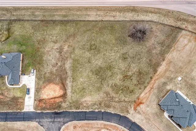 Photo 4 — 5216 Strait Drive, Oklahoma City, OK 73121