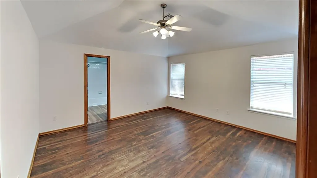 Photo 10 — 12408 SW 12th Street, Yukon, OK 73099