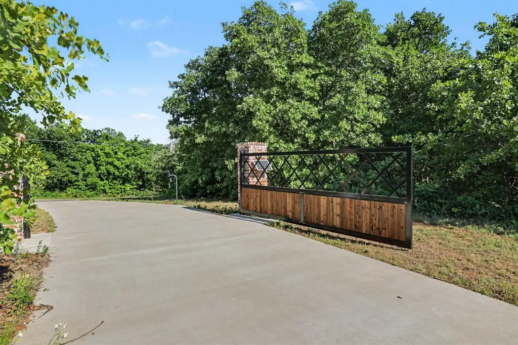 Photo 13 — 4201 S Indian Meridian Road, Choctaw, OK 73020