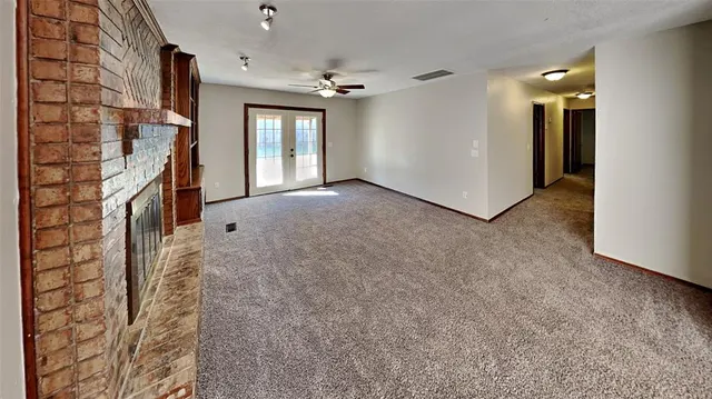 Photo 5 — 3713 Windscape Court, Oklahoma City, OK 73179