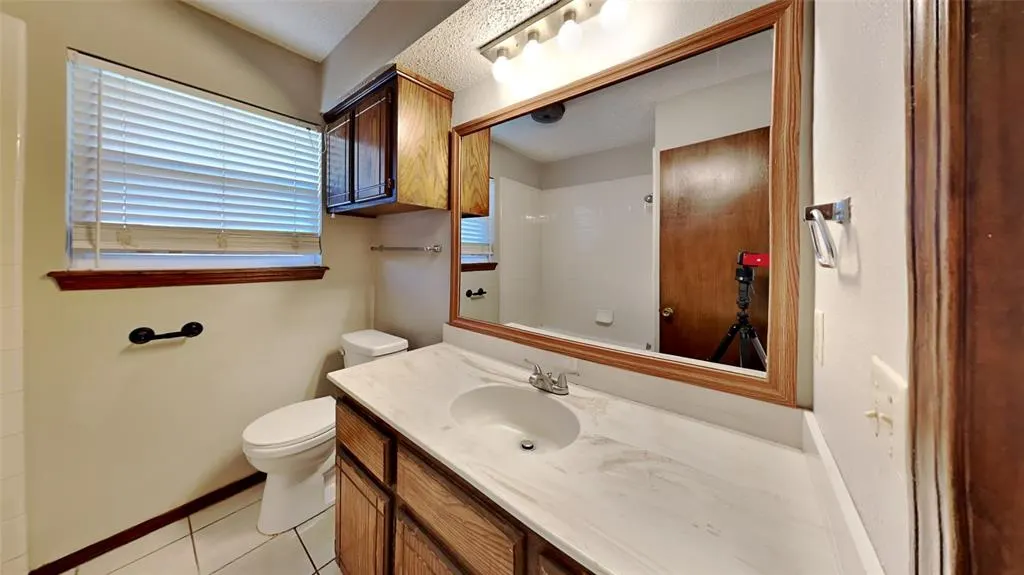 Photo 14 — 3713 Windscape Court, Oklahoma City, OK 73179