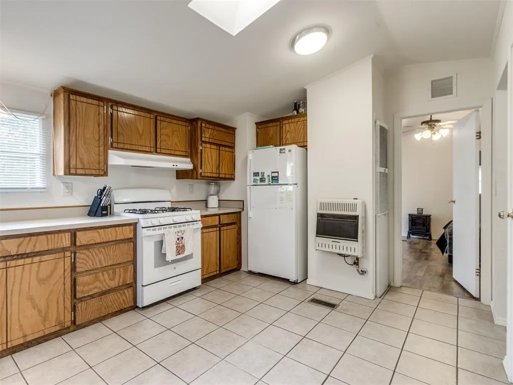 Photo 11 — 4660 NE 96th Avenue, Norman, OK 73026