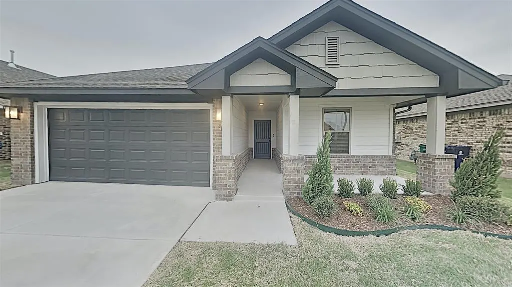 Photo 2 — 12821 Double V Drive, Piedmont, OK 73078