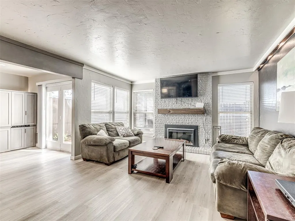 Photo 23 — 11372 Benttree Circle 11372, Oklahoma City, OK 73120
