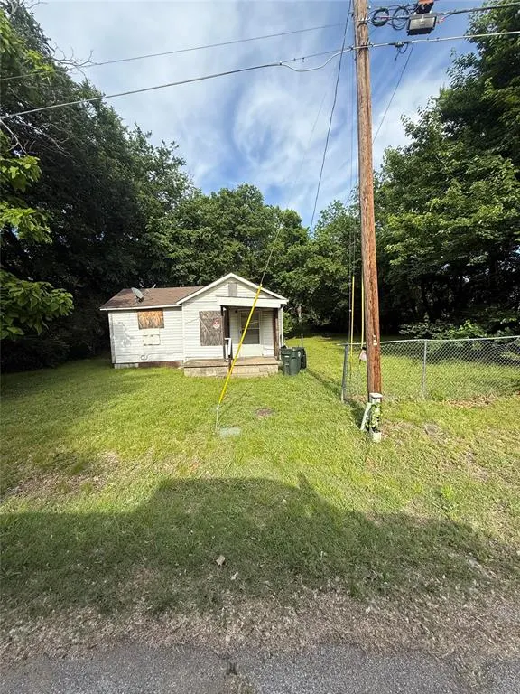Front exterior — 511 N Severs Avenue, Okmulgee, OK 74447