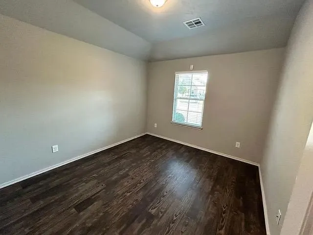 Photo 6 — 11205 NW 114th Street, Yukon, OK 73099