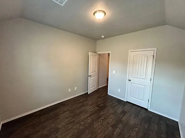 Photo 7 — 11205 NW 114th Street, Yukon, OK 73099