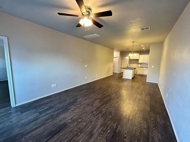 Photo 14 — 11205 NW 114th Street, Yukon, OK 73099