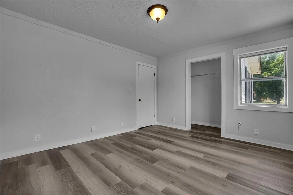 Photo 9 — 1301 N Crain Street, Altus, OK 73521