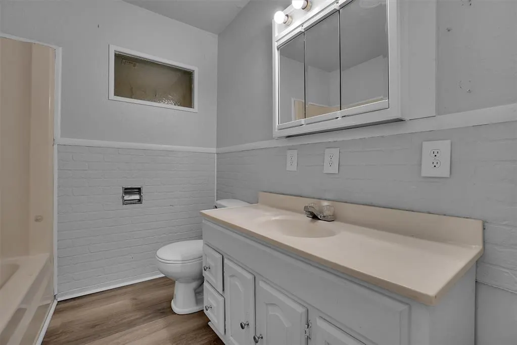 Photo 12 — 1301 N Crain Street, Altus, OK 73521