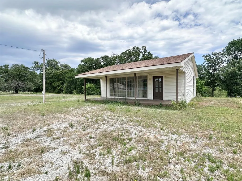 Photo 19 — 1705 W Walnut Street, Tecumseh, OK 74873