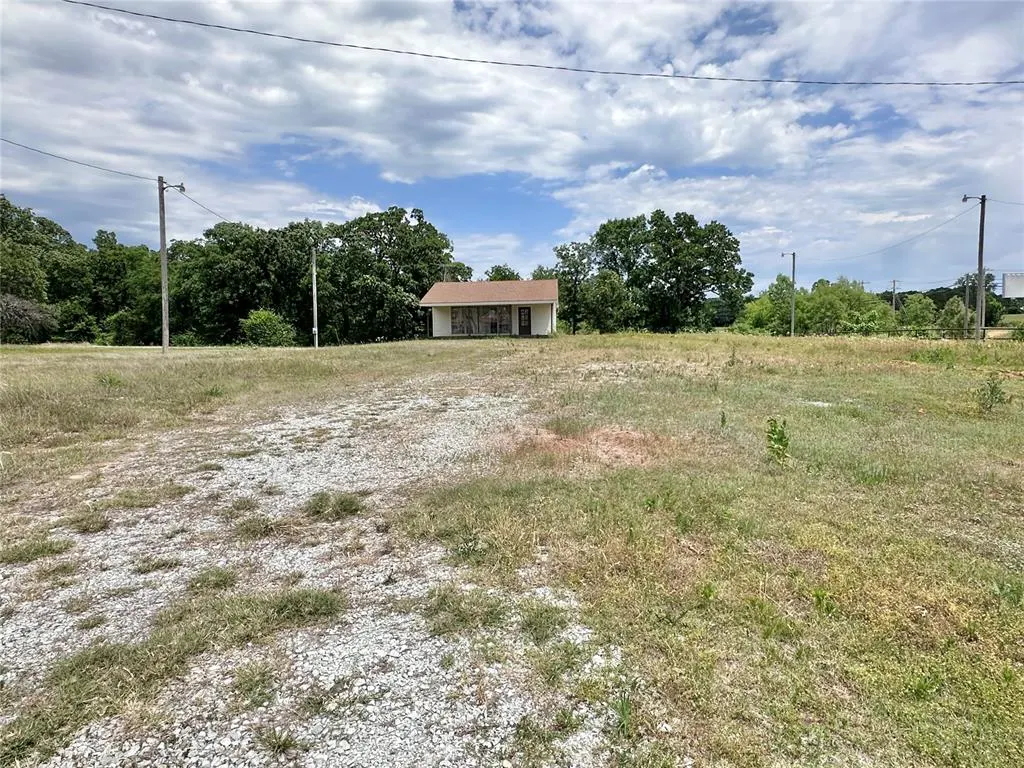 Photo 36 — 1705 W Walnut Street, Tecumseh, OK 74873