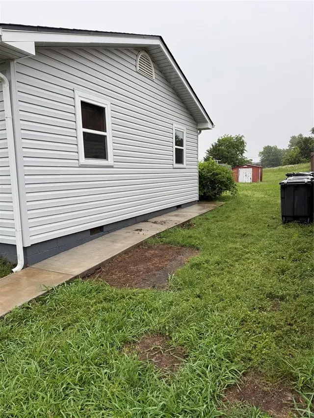 Photo 6 — 800 E 17th St Street, Prague, OK 74864