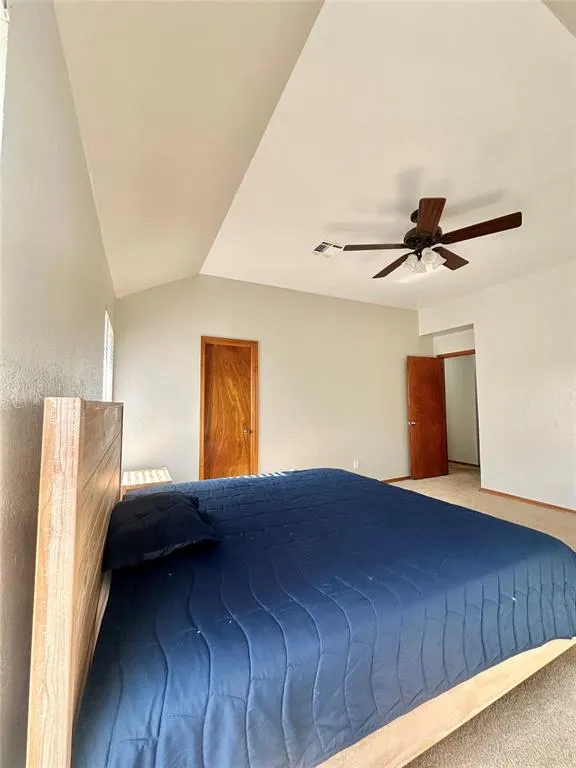 Photo 8 — 1804 Victoria Place, Edmond, OK 73003