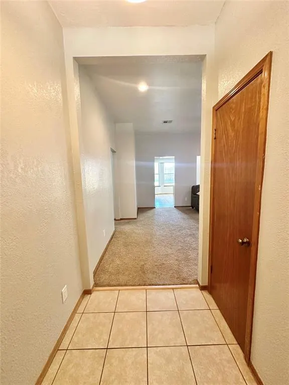 Photo 9 — 1804 Victoria Place, Edmond, OK 73003