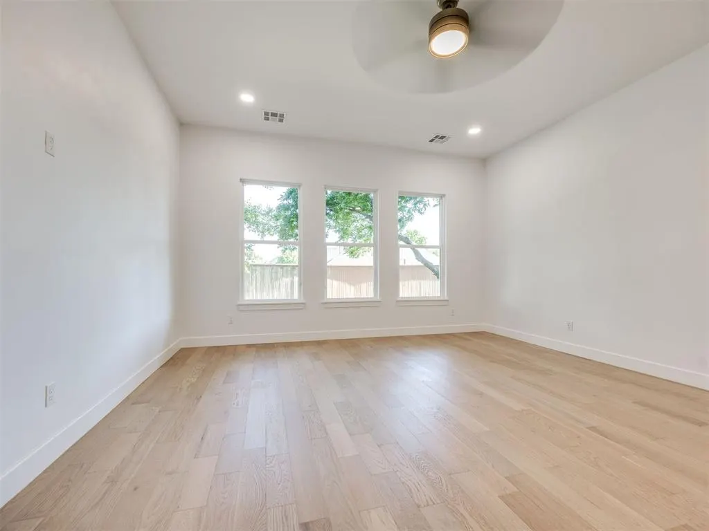 Photo 27 — 3700 Hunter Glen Drive, Oklahoma City, OK 73179