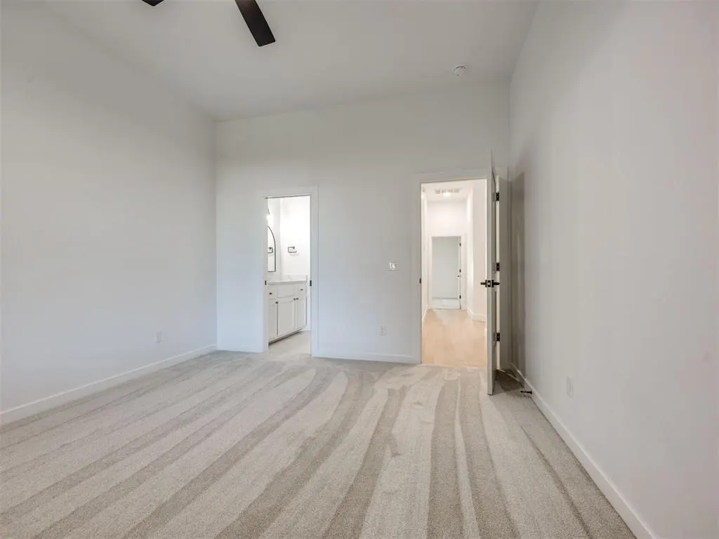 Photo 37 — 3700 Hunter Glen Drive, Oklahoma City, OK 73179