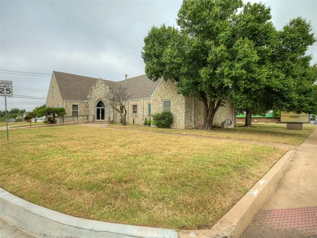 Photo 4 — 3415 S Western Avenue, Oklahoma City, OK 73109