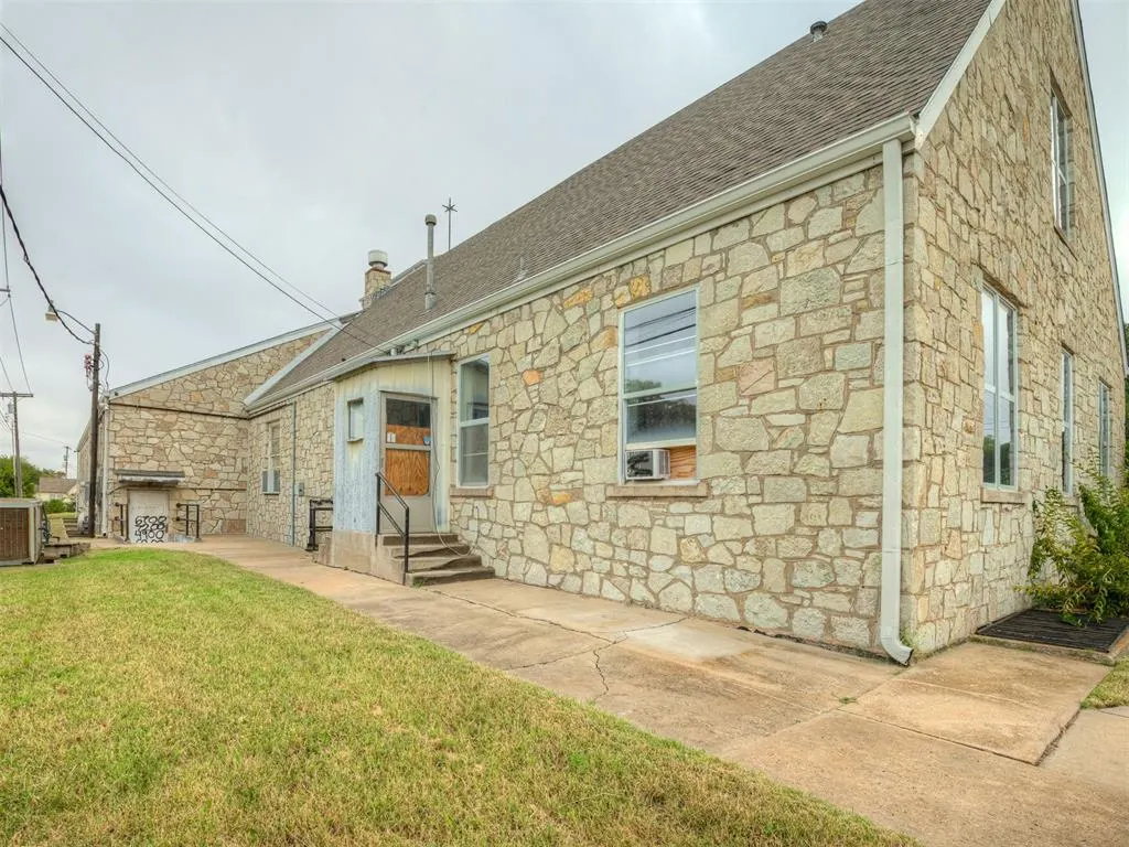 Photo 44 — 3415 S Western Avenue, Oklahoma City, OK 73109