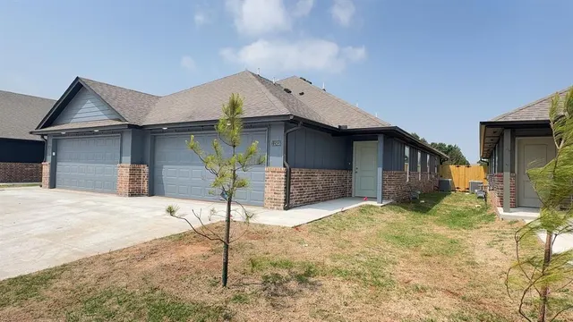 Photo 3 — 11503 University Drive, Oklahoma City, OK 73114