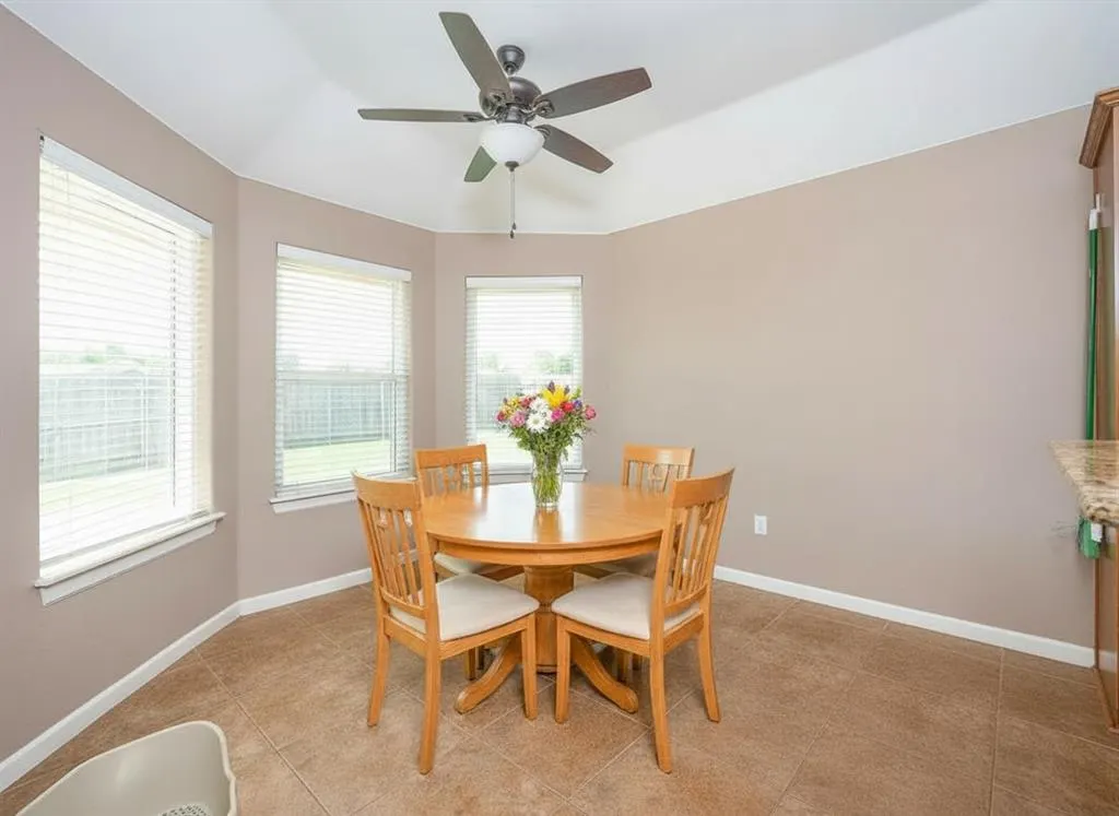 Photo 5 — 402 E Kinder Wells Boulevard, Perkins, OK 74059