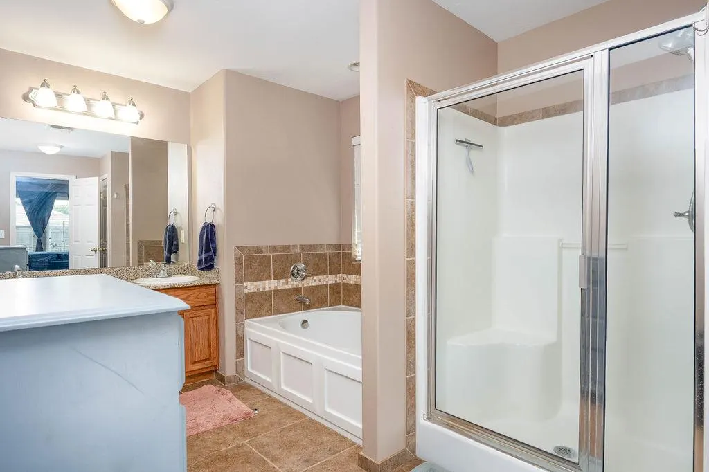 Photo 12 — 402 E Kinder Wells Boulevard, Perkins, OK 74059
