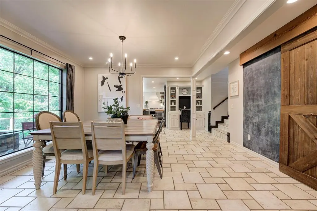 Photo 10 — 3725 Coachlight Drive, Edmond, OK 73013