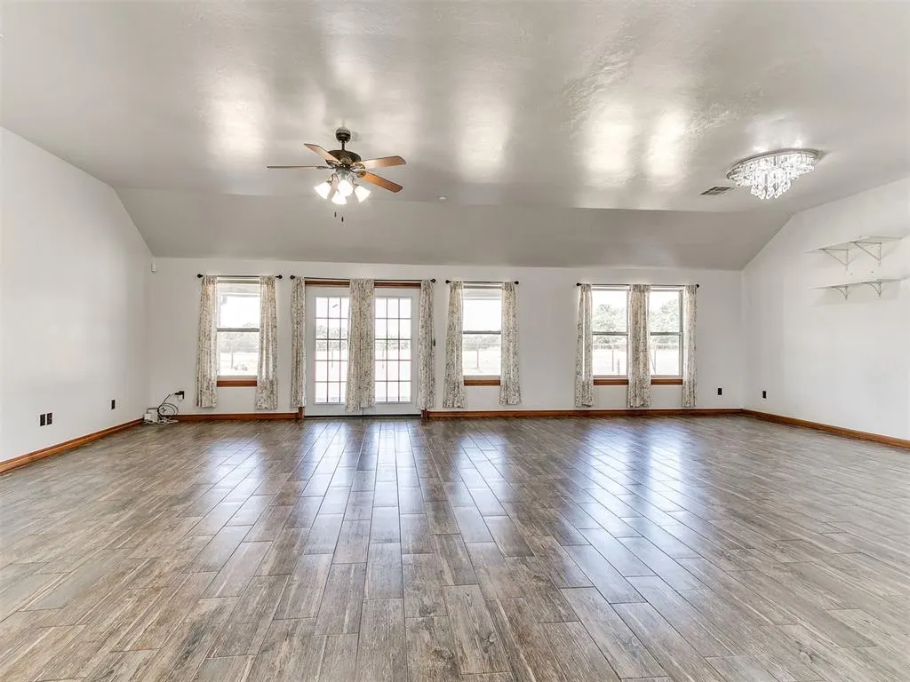 Photo 14 — 2801 S Peebly Road, Choctaw, OK 73020