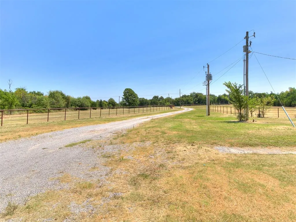 Photo 48 — 2801 S Peebly Road, Choctaw, OK 73020