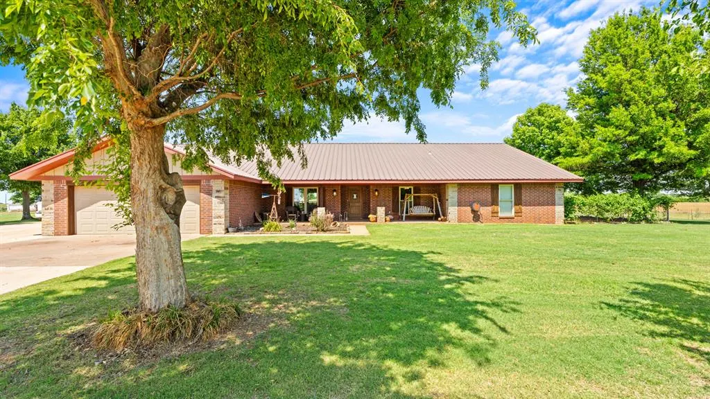 Front exterior — 15025 SW 59th Street, Yukon, OK 73099