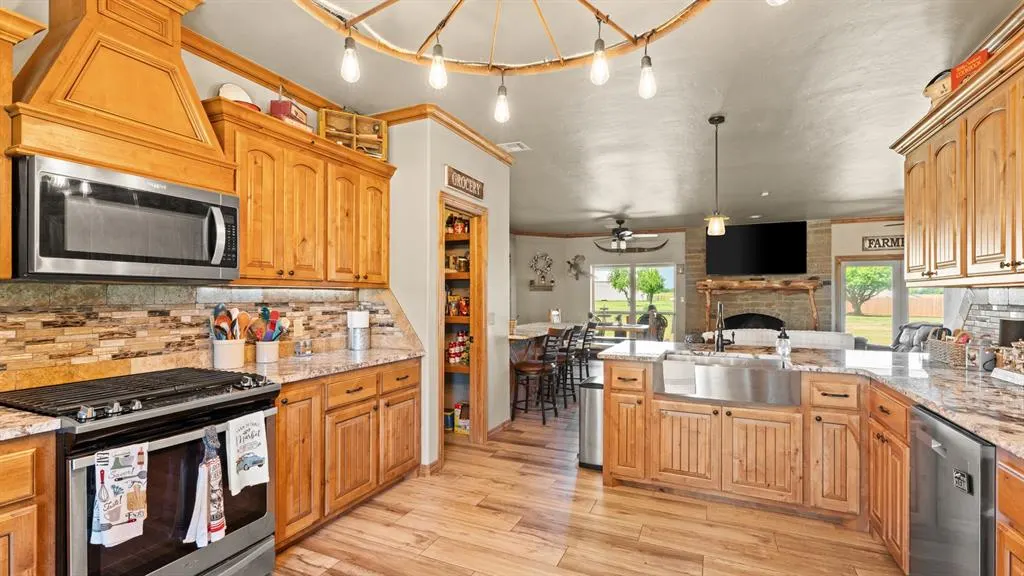 Photo 11 — 15025 SW 59th Street, Yukon, OK 73099