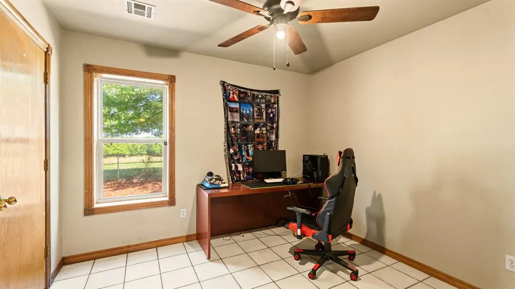 Photo 25 — 15025 SW 59th Street, Yukon, OK 73099
