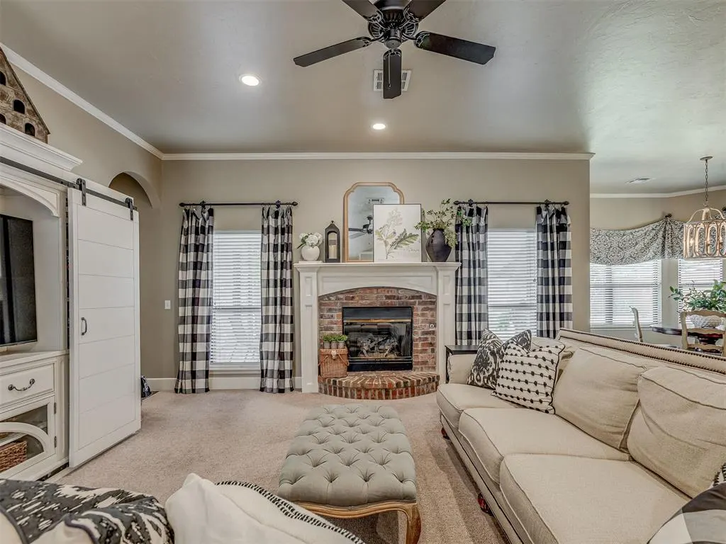 Photo 8 — 16205 Old Oak Drive, Edmond, OK 73013