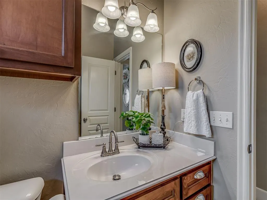 Photo 35 — 16205 Old Oak Drive, Edmond, OK 73013