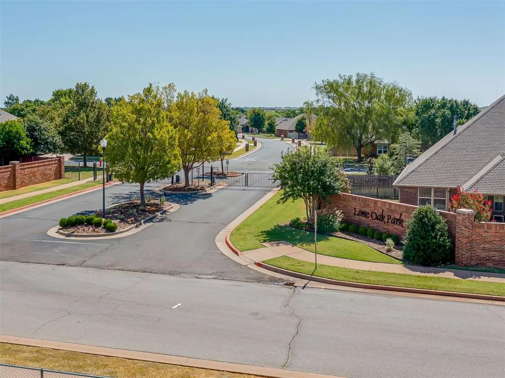 Photo 47 — 16205 Old Oak Drive, Edmond, OK 73013